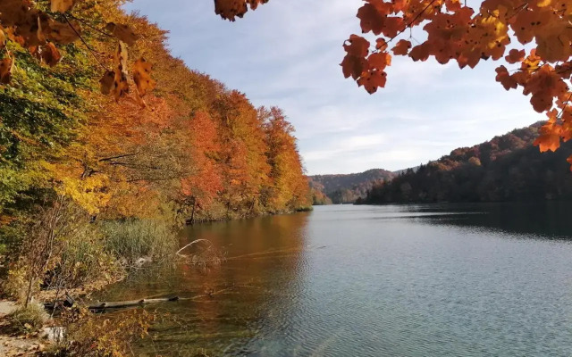 PLITVICE LAKES KONAK Daic