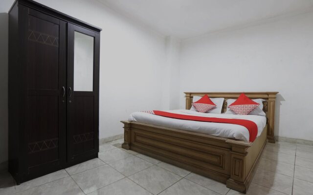 OYO 132 Anggrek Murni Residence
