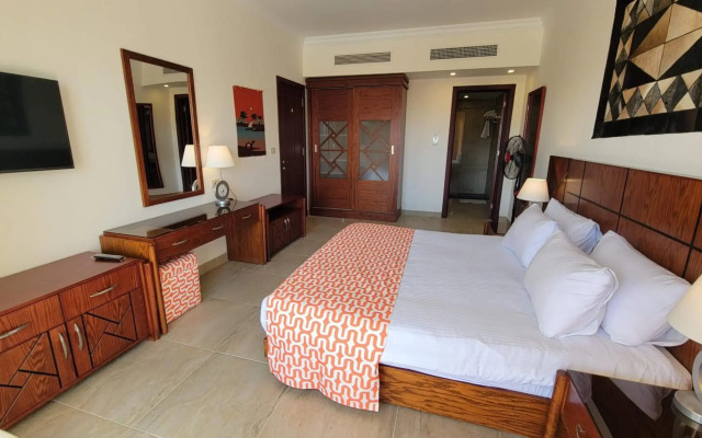 Oyster Bay Beach Suites