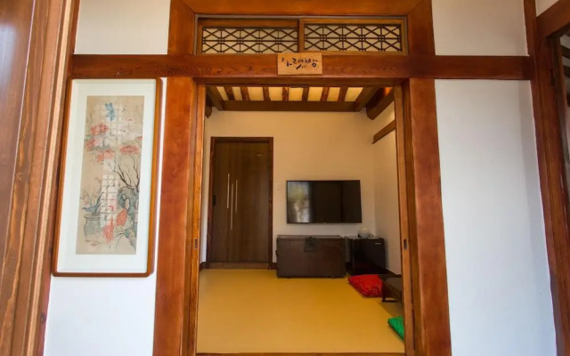 Hanok 1957