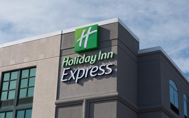 Holiday Inn Express Quantico - Stafford, an IHG Hotel