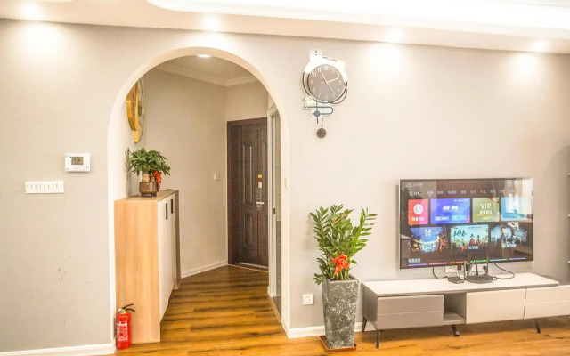 Locals Apartment Place 28