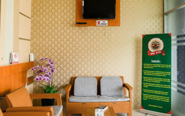 Mandiri Guest House Syariah by OYO Rooms