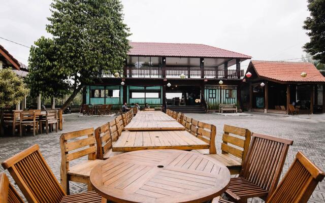 Oyo 986 Authentic Osing Homestay