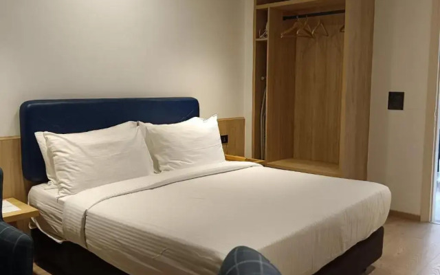 The Legend Inn - New Delhi