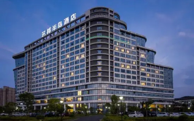 Yibang Peninsula Hotel