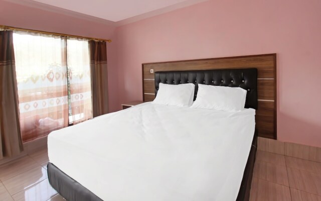 OYO 91744 Hotel GemilangNearPuncak Pusuk Sembalun