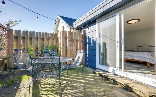 Bandon Beach House Rental: Walk to Downtown!