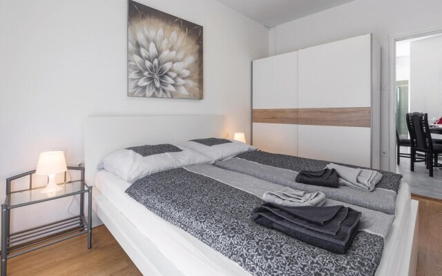 Beautiful Apartment in Porec With 3 Bedrooms