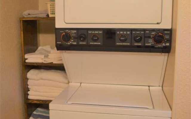 Papa`s Packwood Cabin