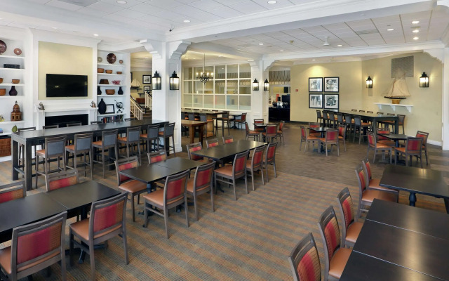 Hampton Inn Boston Natick