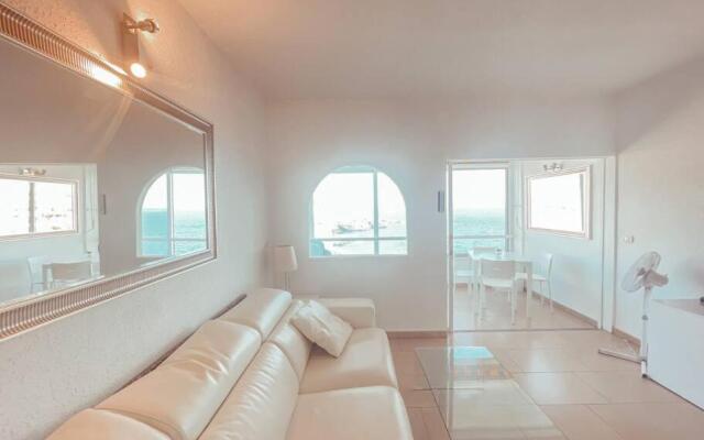 Ocean view apartment in Callao Salvaje CS123