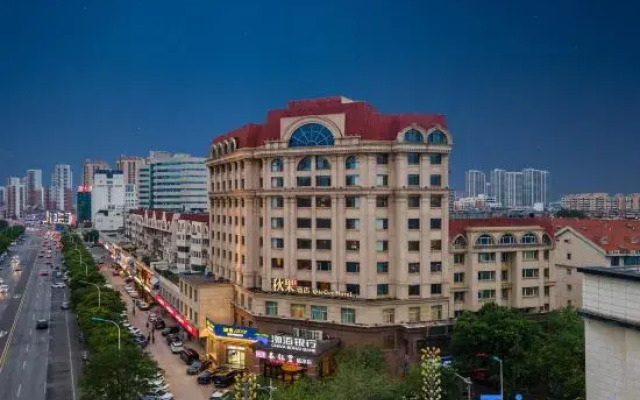 Tairong Hotel