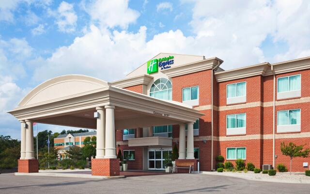 Holiday Inn Express Hotel & Suites Cincinnati Se Newport, an IHG Hotel