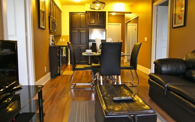 Red Maple Suites Mississauga