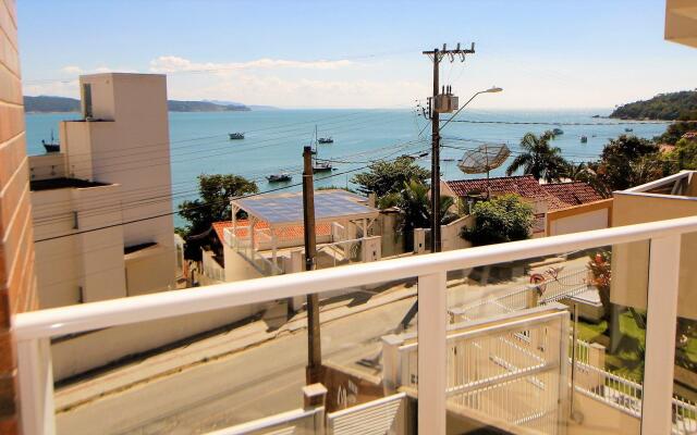 1079 - Apartamento com vista para o mar em Bombinhas