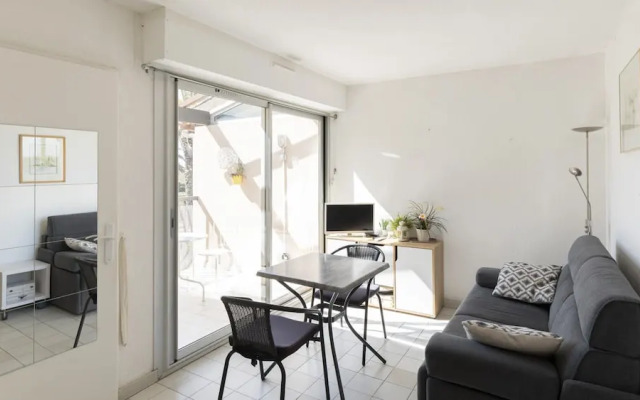 Relaxing Retreat by the Sea