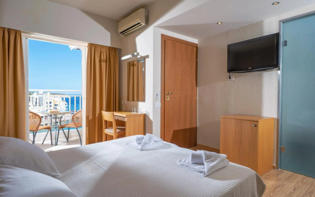 Kitro Beach Hοtel