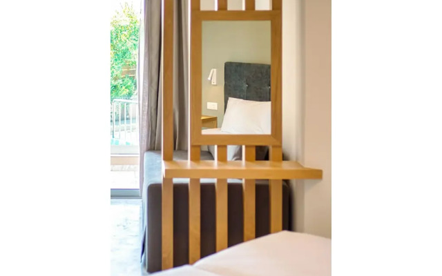Oliva Beach Studios & Apartments