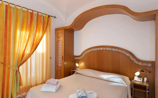Hotel Tramonto d'Oro