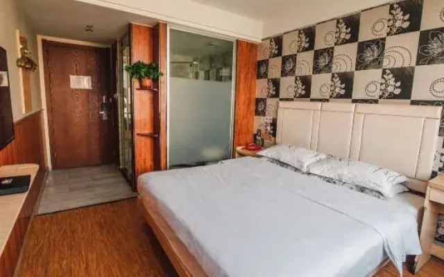 Weishang  Hotel（Nanyang railway station Xinhua City Square ）