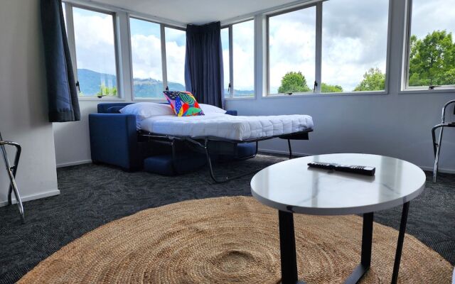 Urban Lounge Sleepery