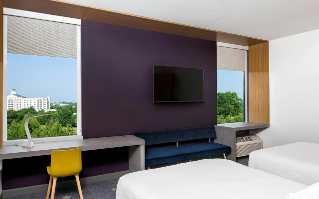 Aloft Charlotte Ballantyne