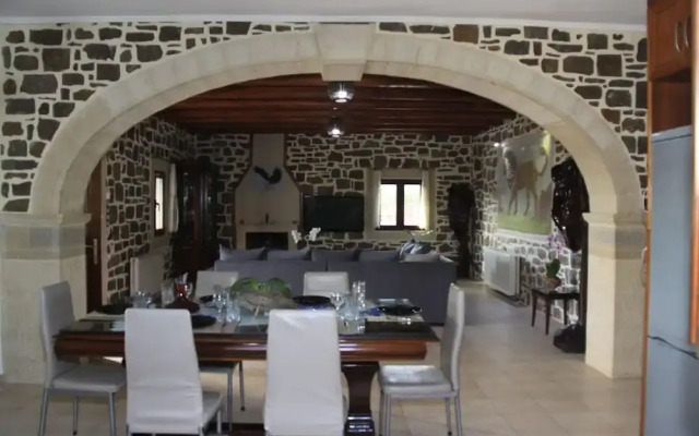Villa Dolla Paradise by GHH