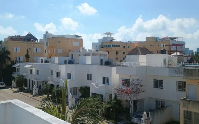 Majestic Blue Bay of Cancun - Up to 14 Pax