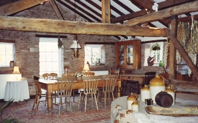 Lower Bache House