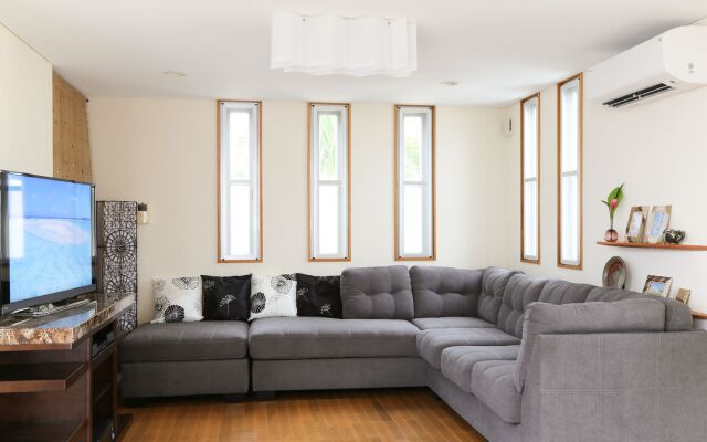 Palm Villa Ishigakijima igusa