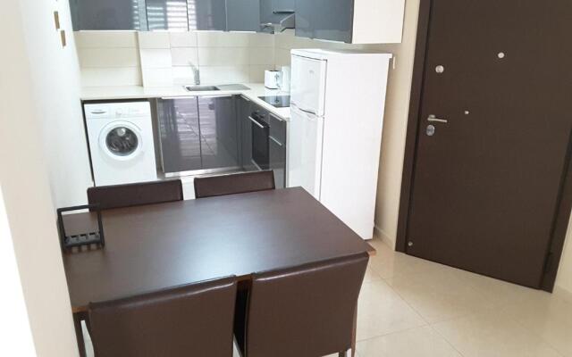 Lighthouse by the Sea Lovely 2Bdr Apartment