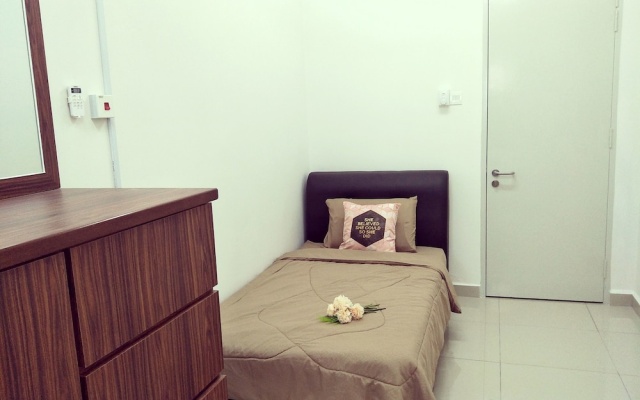 City Moon's Cottage 1 – Guest Rooms – Kota Bharu