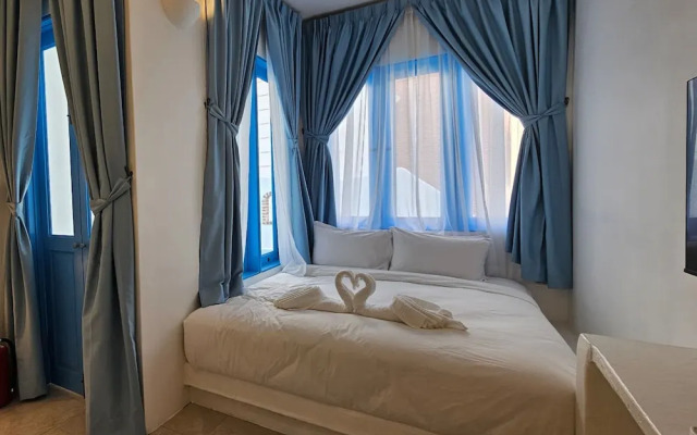 Ipoh Santorini Hideaway Hotel Inspired