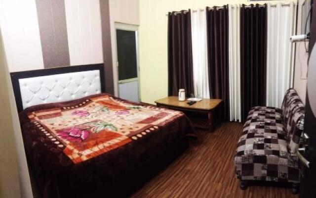 Hotel Ashok