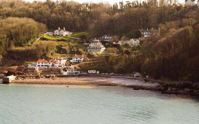 Lovely Period Villa Sleeps 8 Resting in Torquay