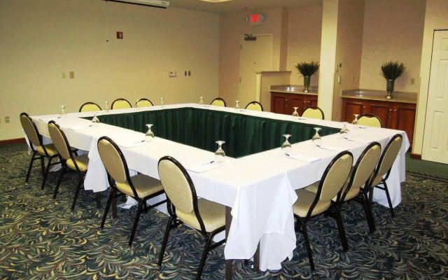 Hilton Garden Inn Cleveland Airport