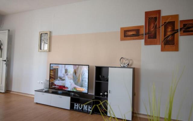 Apartments Mamut