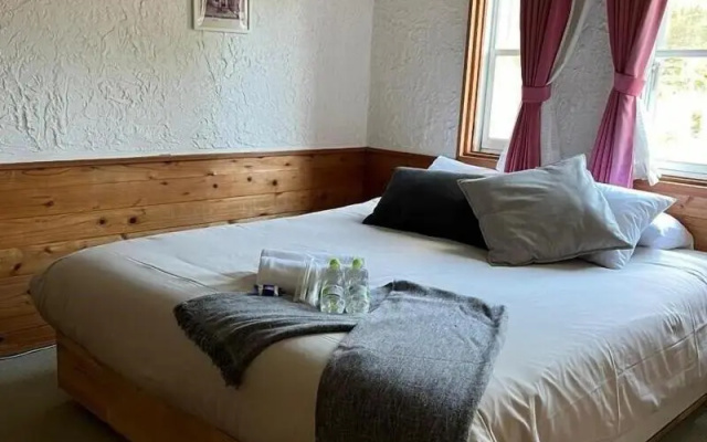 Ringo Jam Madarao – Guest Rooms – Myoko
