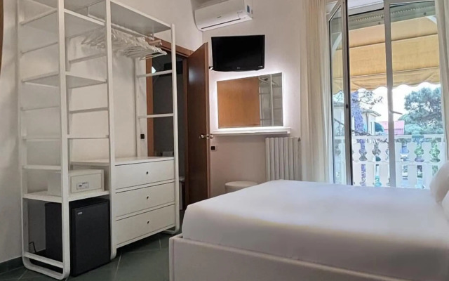 Family Hotel Pinetina Mare