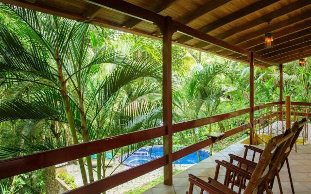 Toucan Villa Family Home w Private Pool Garden AC