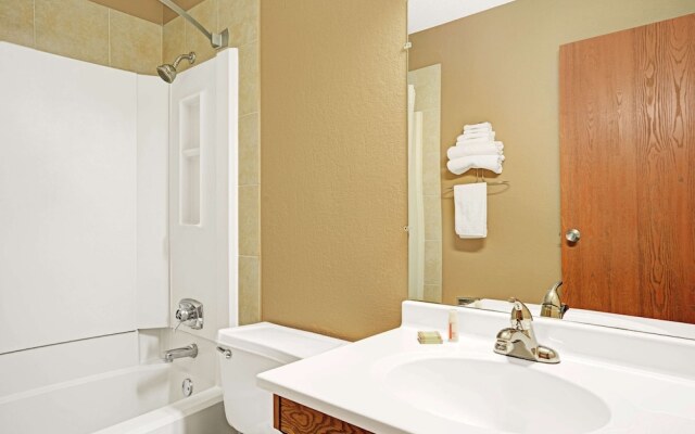 Super 8 Motel Rogers Minnesota