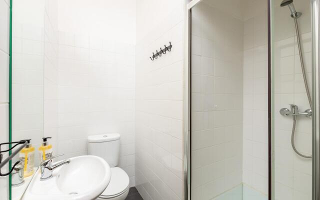 Feel Porto Stylish Flat V