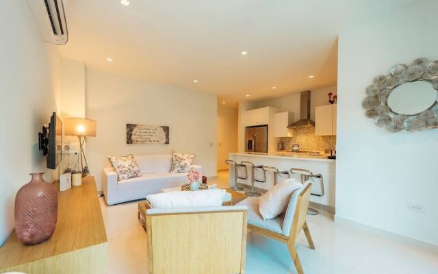 Waykiri Luxury Apartment, Unit A-13