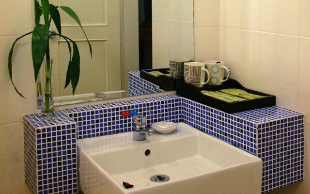Huahong Hotel