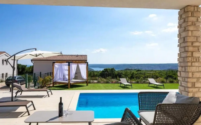 Diminici Villas