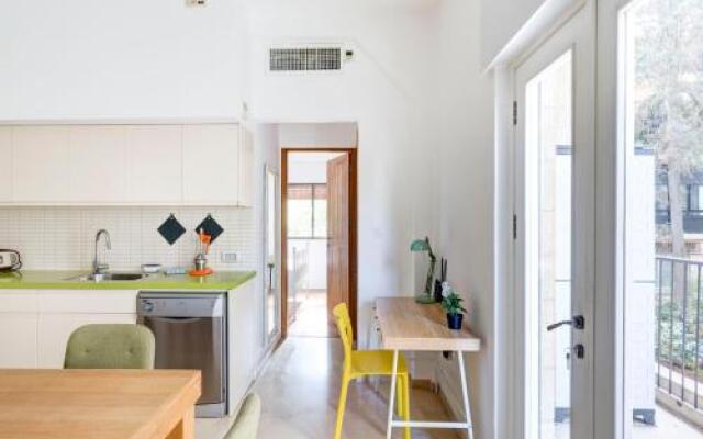 TLV2RENT Unique Dizengof Apartment