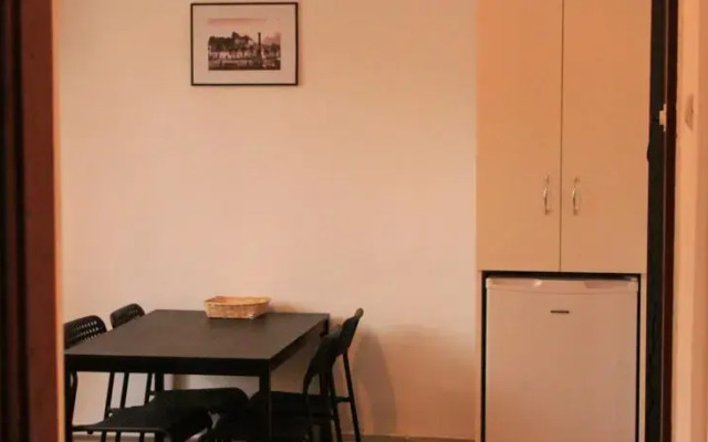 Hilcon Apartments