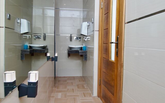 Box Residence Hotel & Apartment