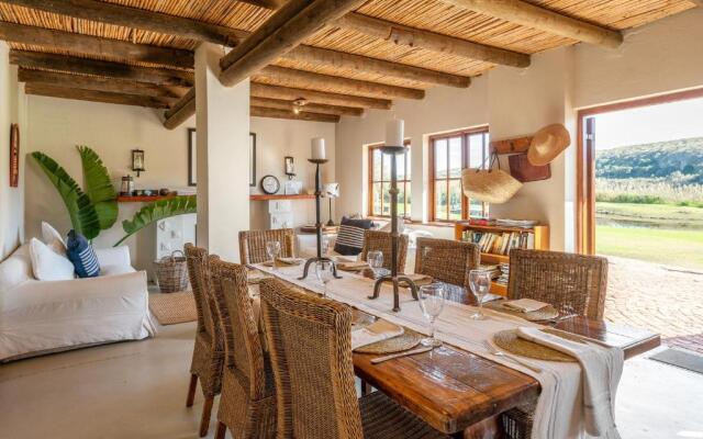Tides River Lodge